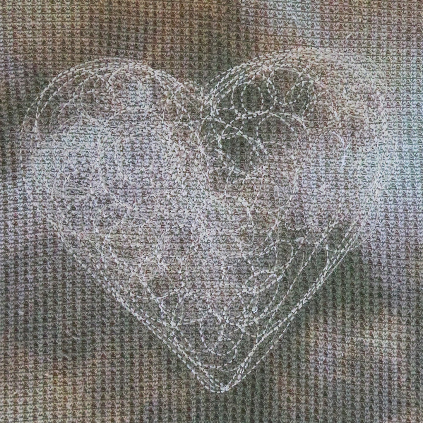 TANGLED HEART LONG SLEEVE